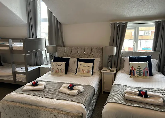 Rooms At 153 Room Only