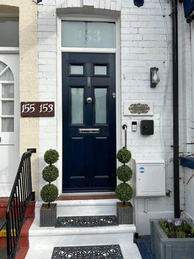 At 153 Only Guest house Scarborough