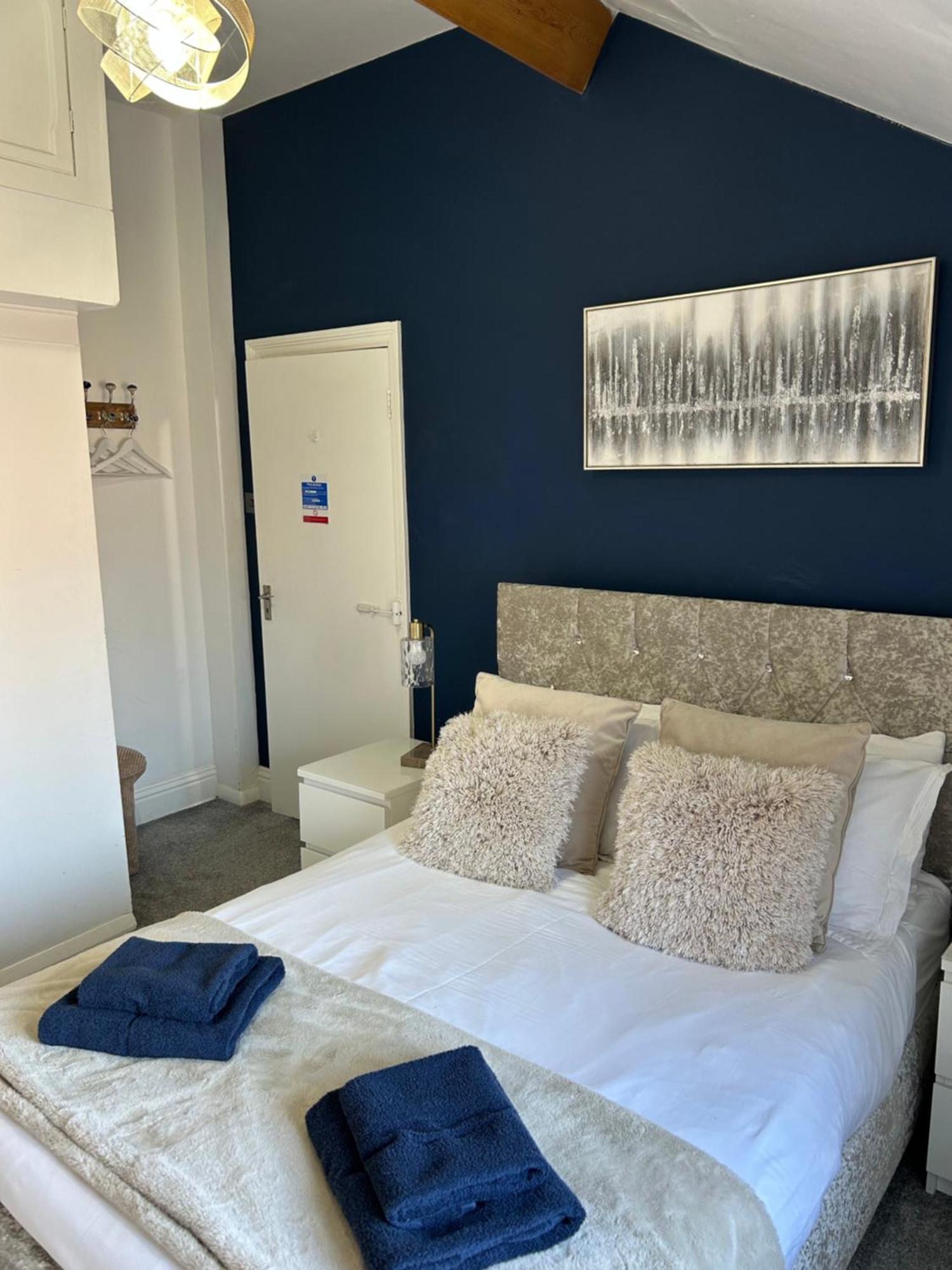 Guest house At 153 Only *